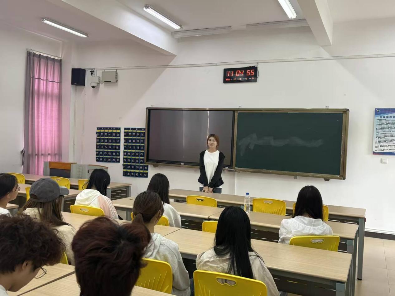 云南艺术学院文华学院戏剧学院 戏剧艺术辅导服务的多维潜力